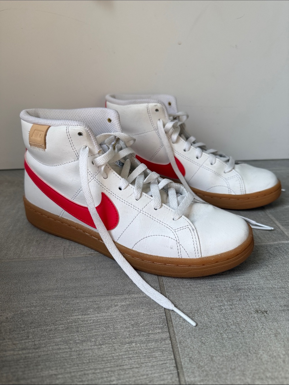 Nike Court Royale 2 Mid White Siren Red Gum W - Picture 3 of 8
